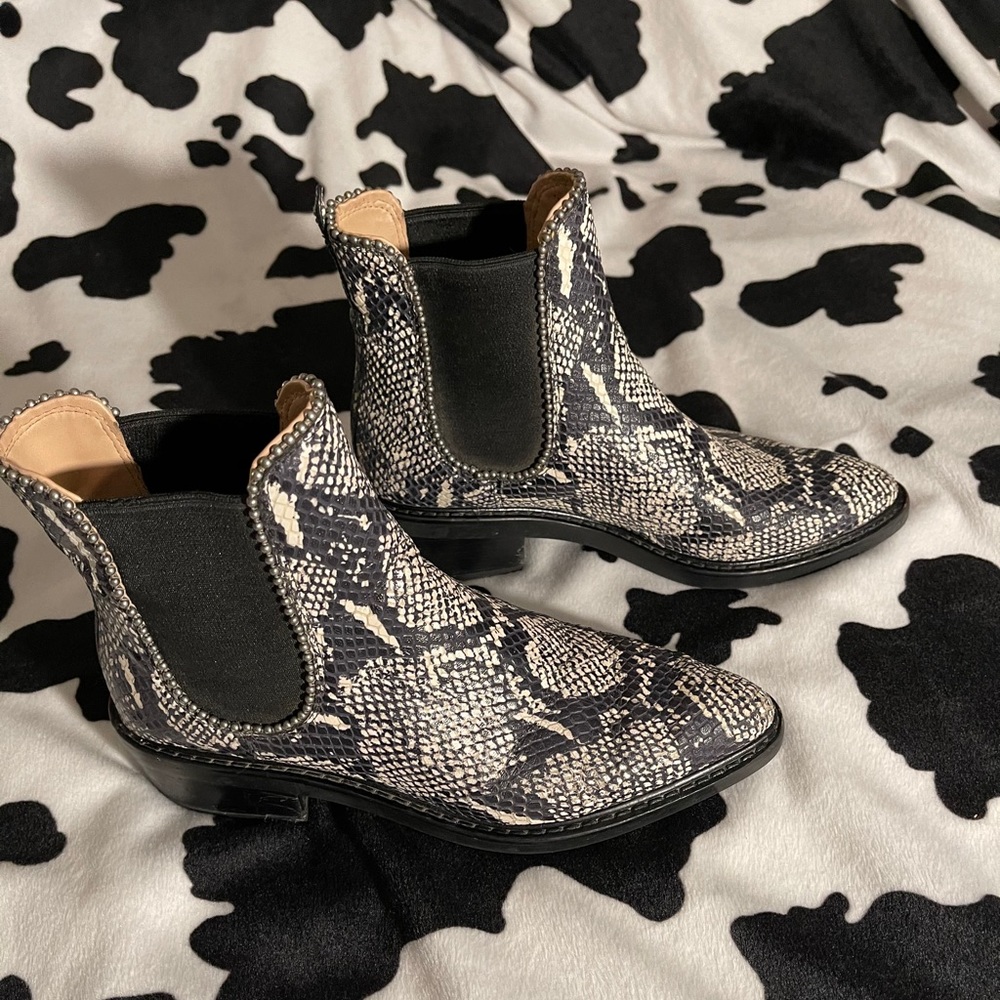 Women’s Python Boot & Belt ! - Picture 2 of 8